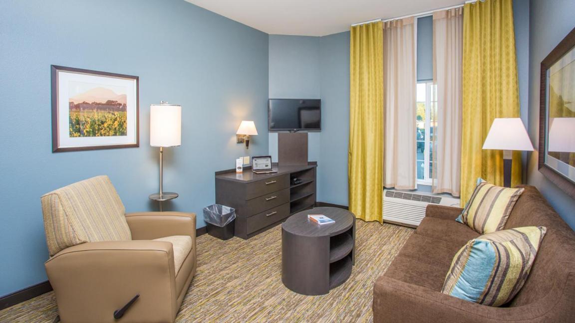 Candlewood Suites Sidney By Ihg Экстерьер фото