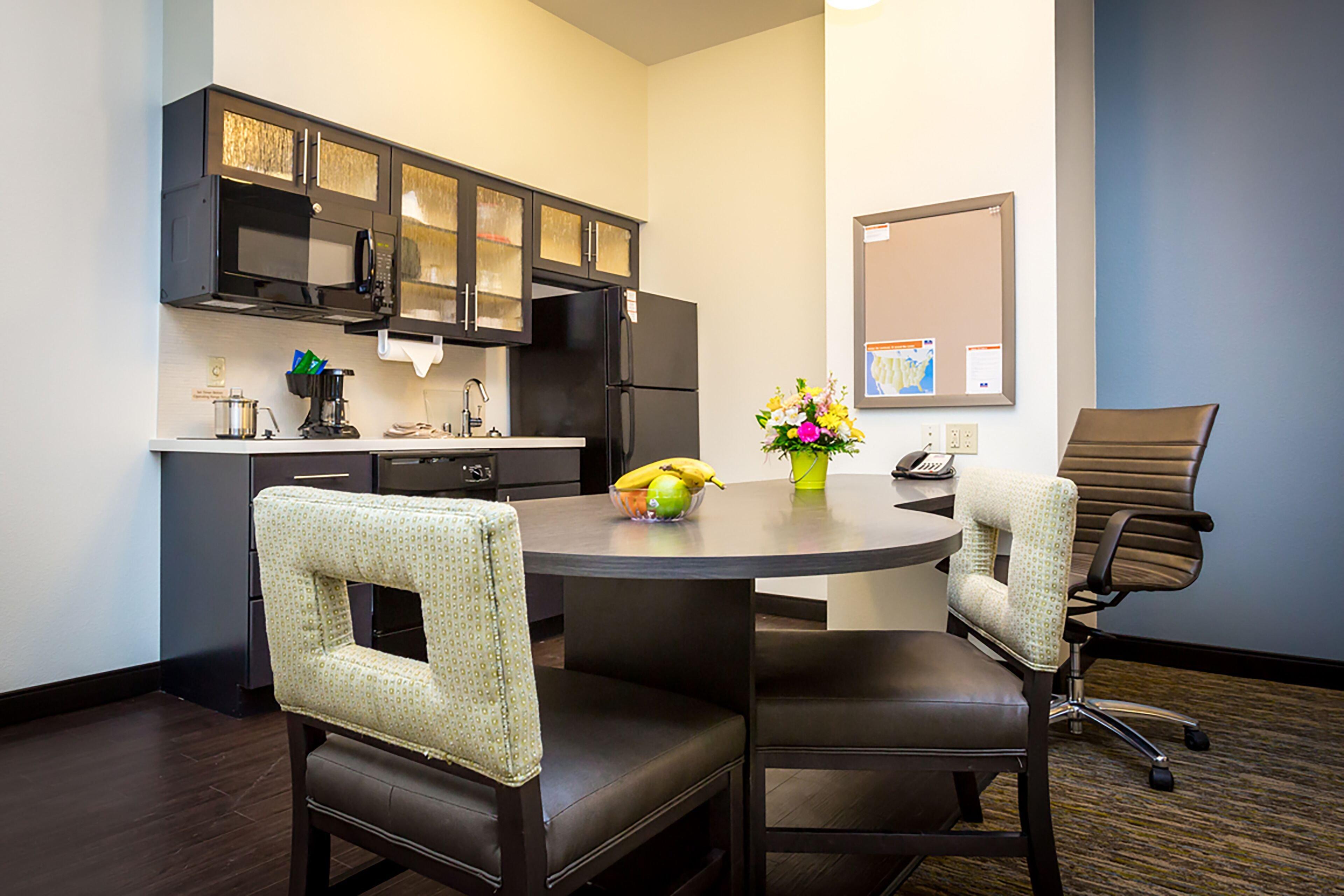 Candlewood Suites Sidney By Ihg Экстерьер фото