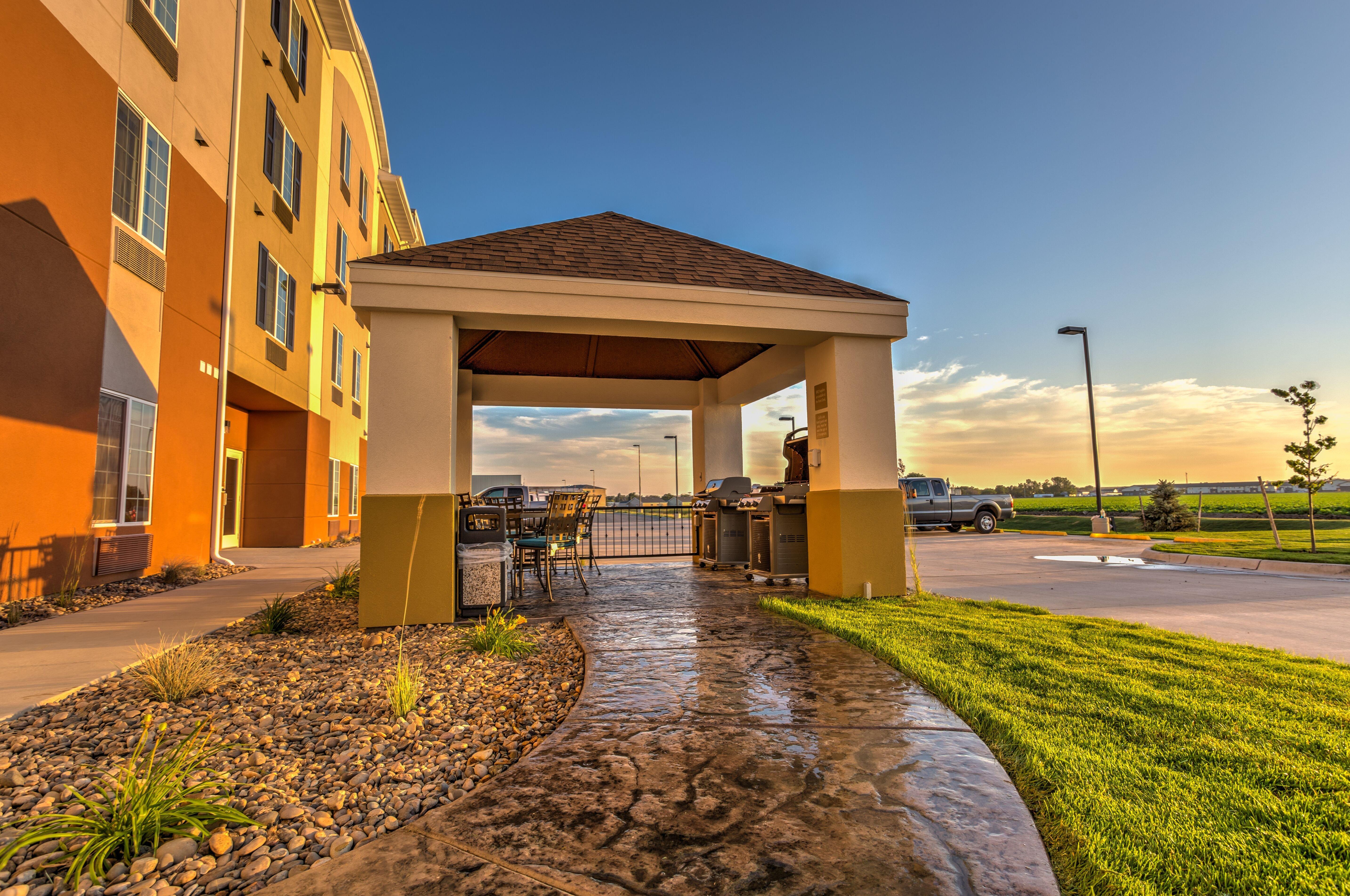 Candlewood Suites Sidney By Ihg Экстерьер фото